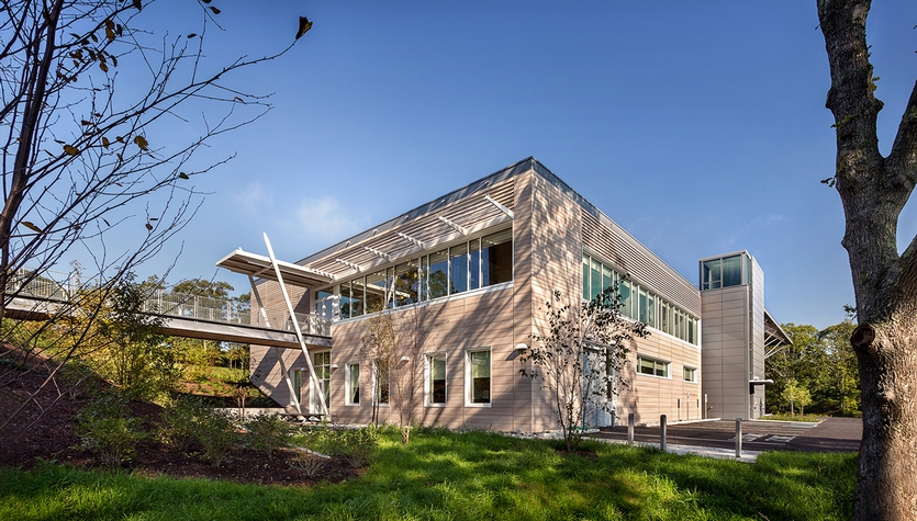 Woods Hole Oceanographic Institution