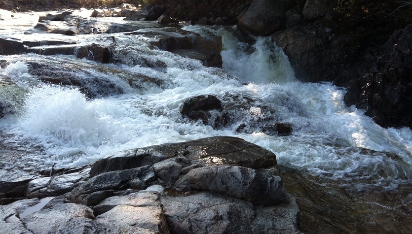 waterfall1.jpg