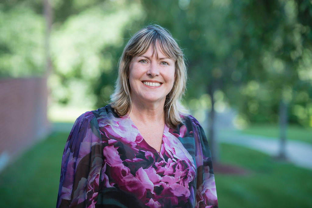 Maxine Grant, MRICS